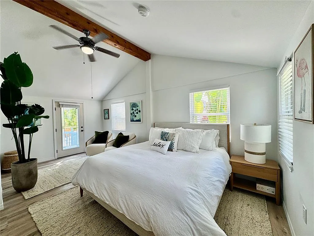 1 bed, 1.0 bath, 700 sqft, $3,350 — Photo 4