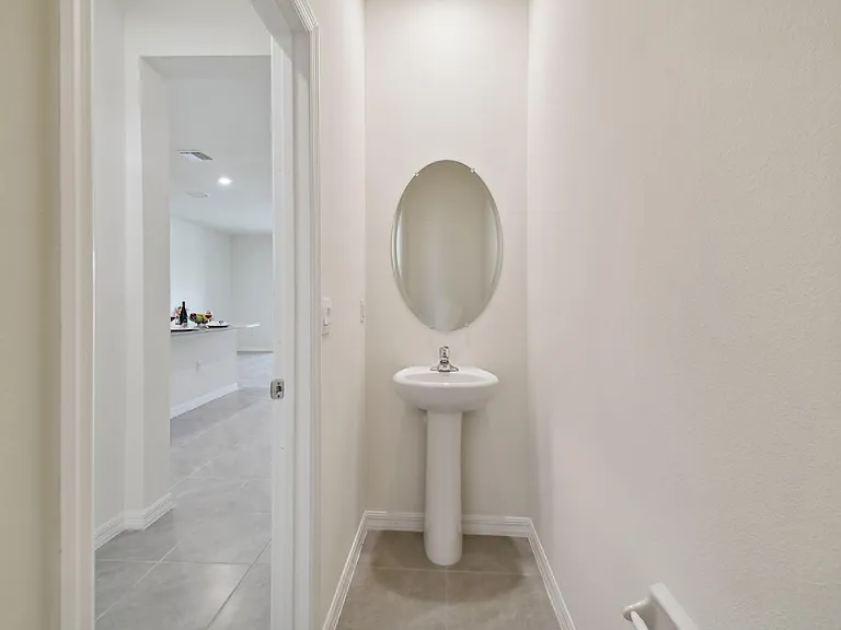 32895 Regent Canal St — Photo 15