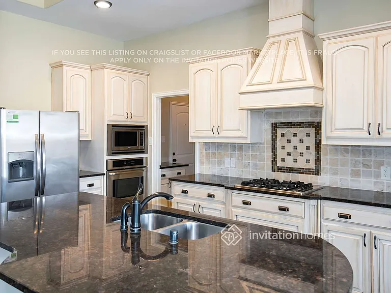 1506 Barrolo Dr — Photo 6
