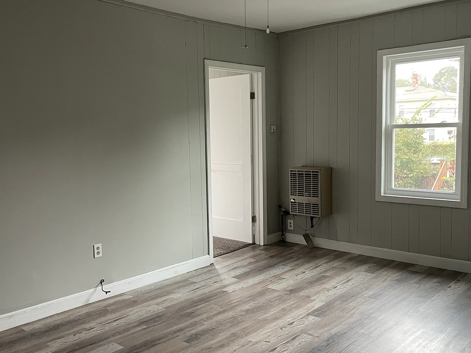 3 bed, 1591 sqft, $1,500 — Photo 2