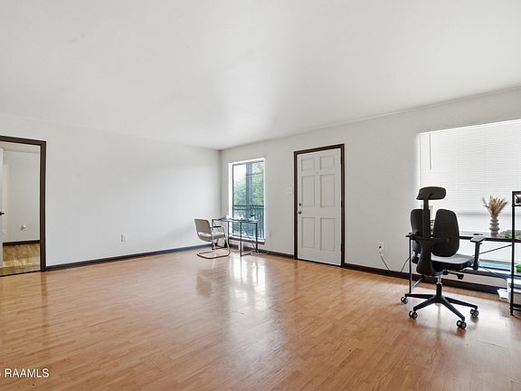 4th image of 701 S College Rd APT 307