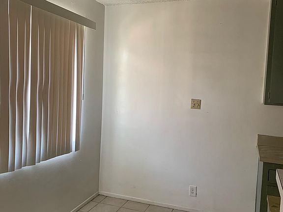 4th image of 111 E Avenue 38