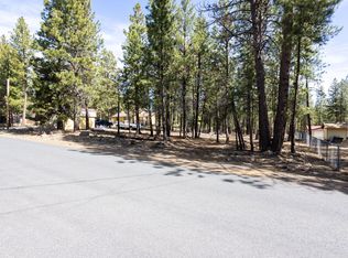 60130 Crater Rd, Bend, OR 97702