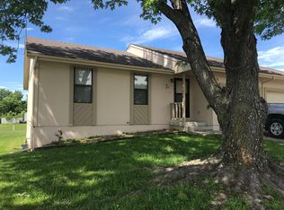 905 Meadow Brook Dr APT B, Clinton, MO 64735