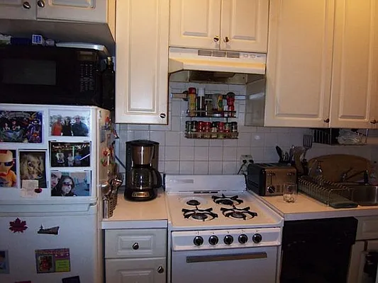 Rented by Friedman Roth Realty | media 19