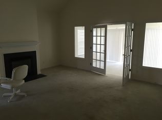 323 Egret Ct, Elizabeth City, NC 27909