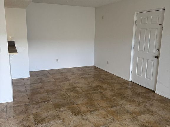 2nd image of 933 Sonesta Ave NE APT J102