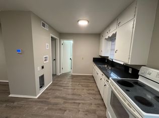 204 W 5th St #2, Wellsville, KS 66092