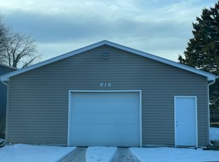 914 6th Ave, Saint Joseph, MO 64505