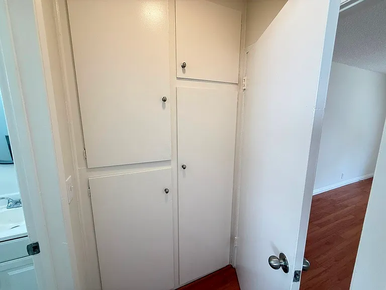 5433 Barton Ave #7 — Photo 15