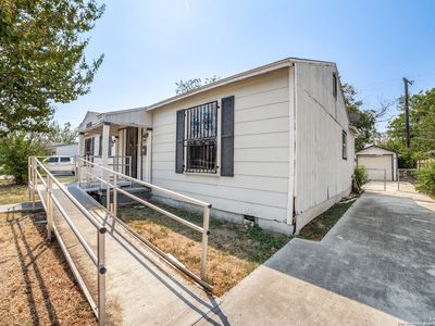 2706 W MISTLETOE AVE, San Antonio, TX, 78228