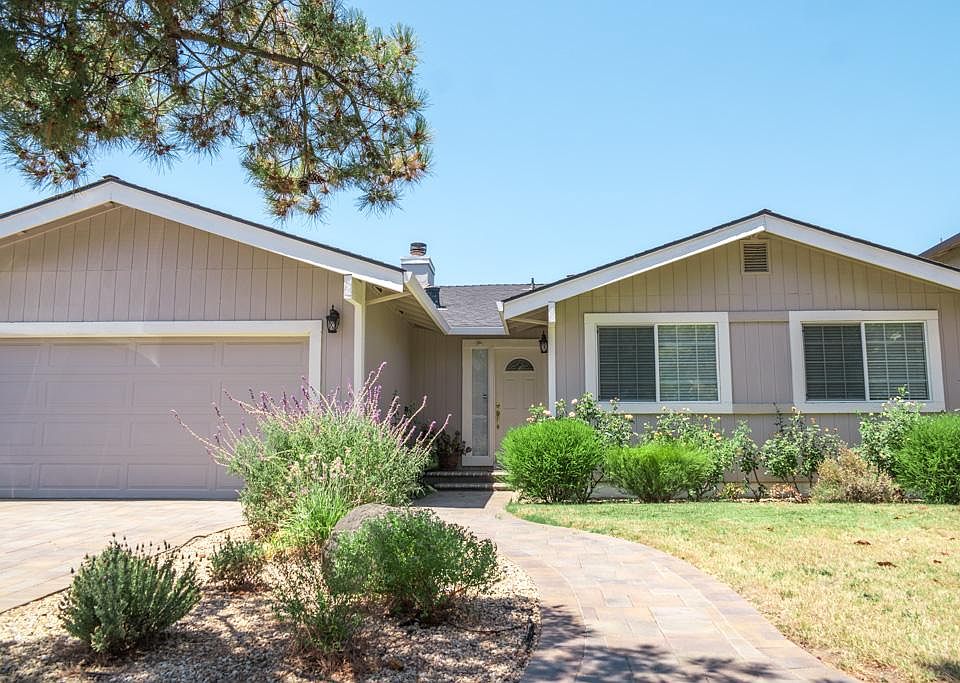 1st image of 1073 Timber Crest Dr