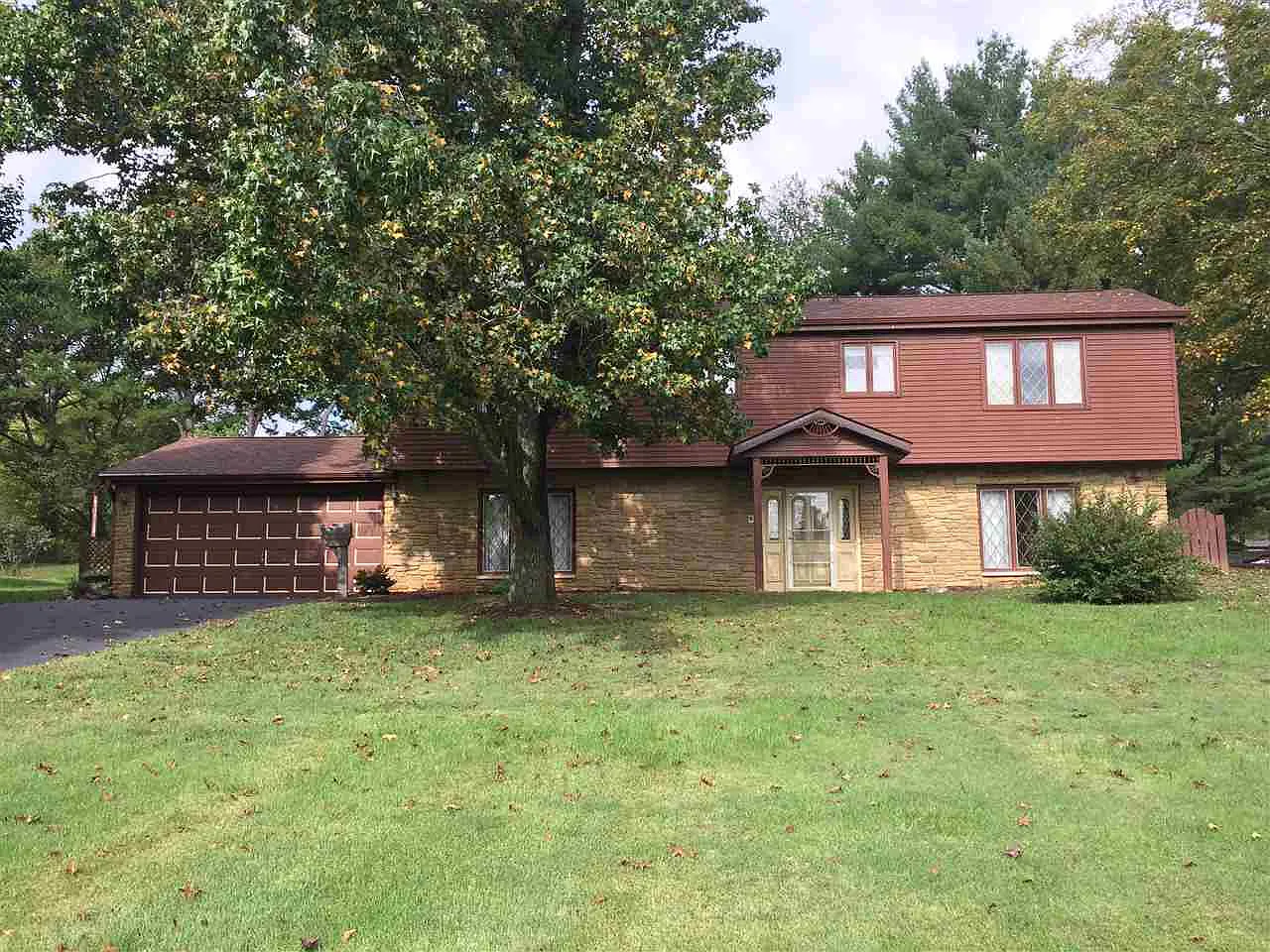 512 Sycamore Dr photo 1