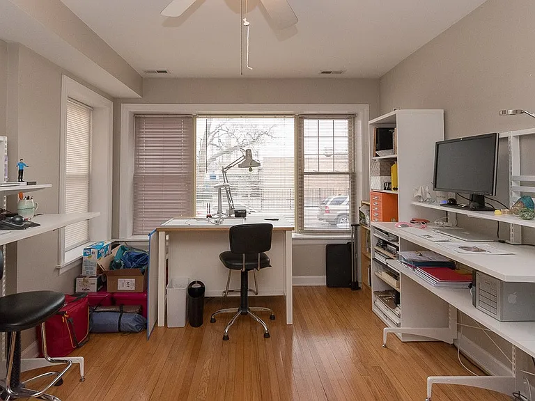 5210 N Sawyer Ave #2 — Photo 2