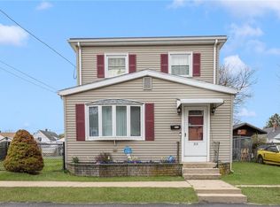 35 Appleton St, Cranston, RI 02910