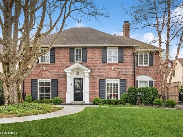 568 Elm St, Winnetka, IL 60093