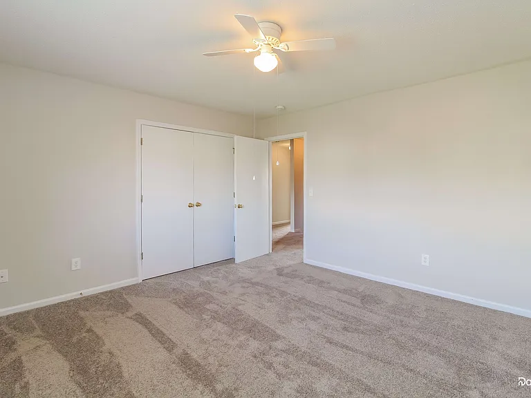 5702 Waterpoint Dr — Photo 9