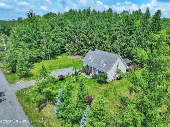 289 Overland Dr, Long Pond, PA 18334