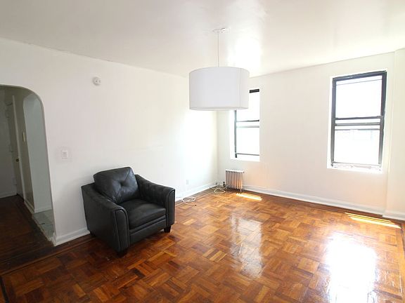 4th image of 874 43rd St APT 11C