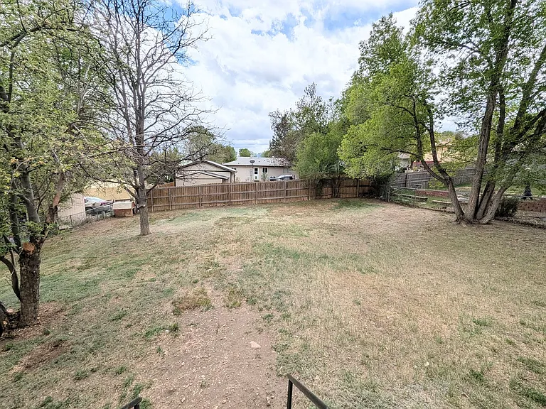 2511 Launcelot Ct — Photo 25