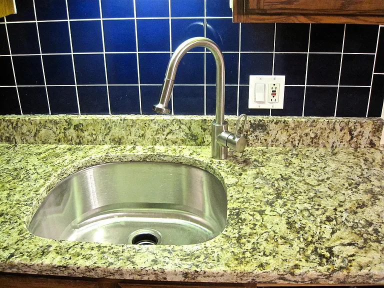 32718 Grand River Ave #C4 — Photo 12