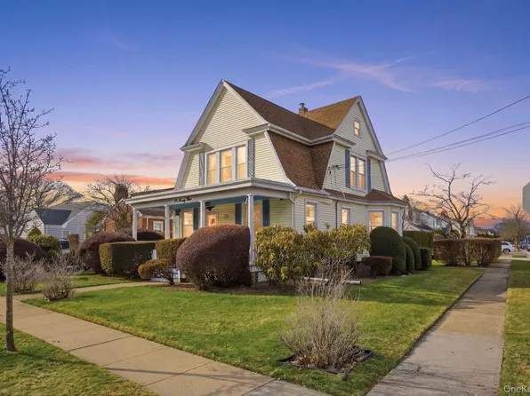 195 Cedar Street, Hempstead, NY 11550