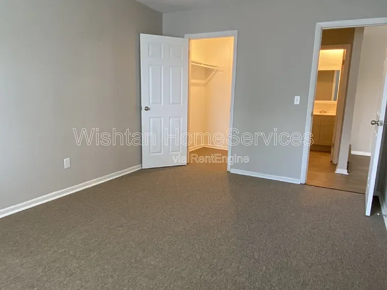217 Charleston Blvd #1 — Photo 7