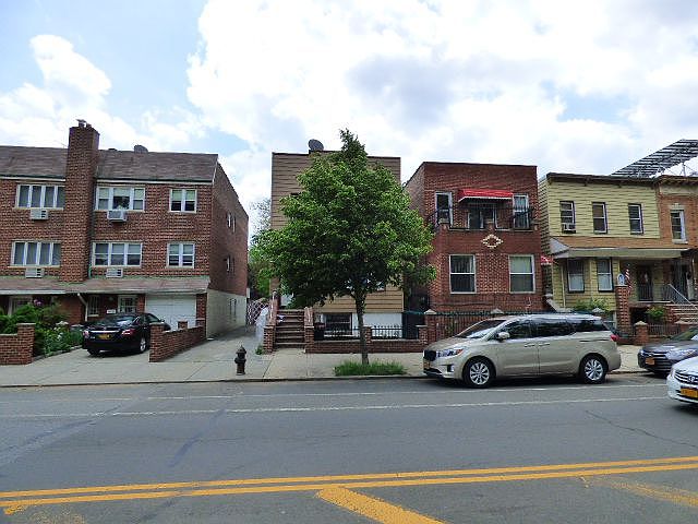Building Photo 4