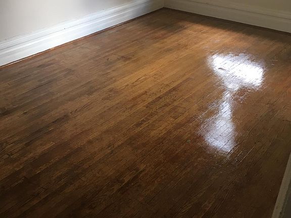 3rd image of 316 Laurens St APT B