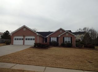 3417 Summit Glen Dr, Loganville, GA 30052