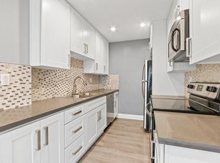 Laurel Towers, Studio City, CA 91604