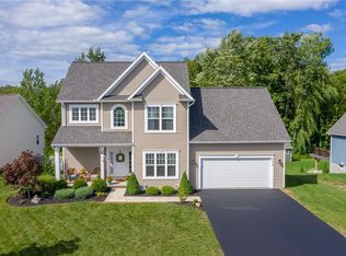 5170 Overlook Ln, Canandaigua, NY 14424