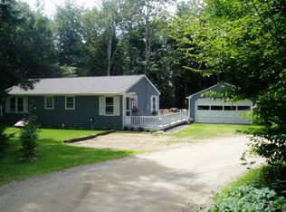 11 Nahanada Rd, New Harbor, ME 04554
