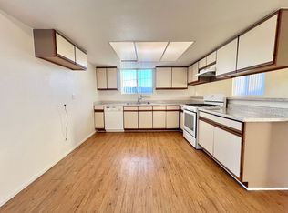 Available Now!! 2 Bedroom 2 Bathroom Upstairs Apartment In Cathedral City!, Cathedral City, CA 92234