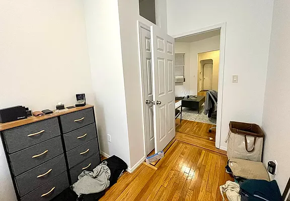 Rented by J PRESTON AND ASSOCIATES INC | media 10