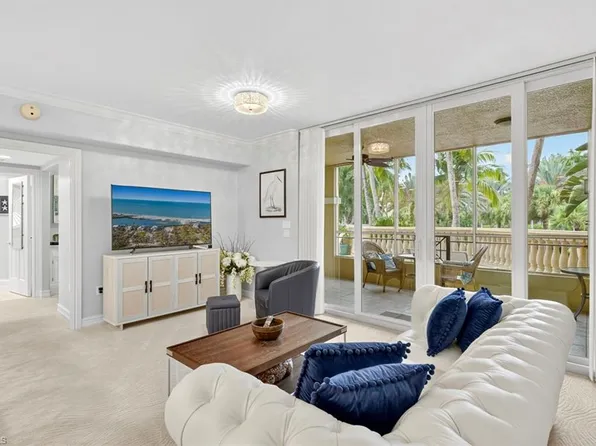 2748 Tiburon BLVD E #106C, NAPLES, FL 34109