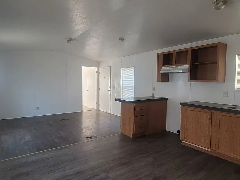 1700 South Lincoln — Photo 2