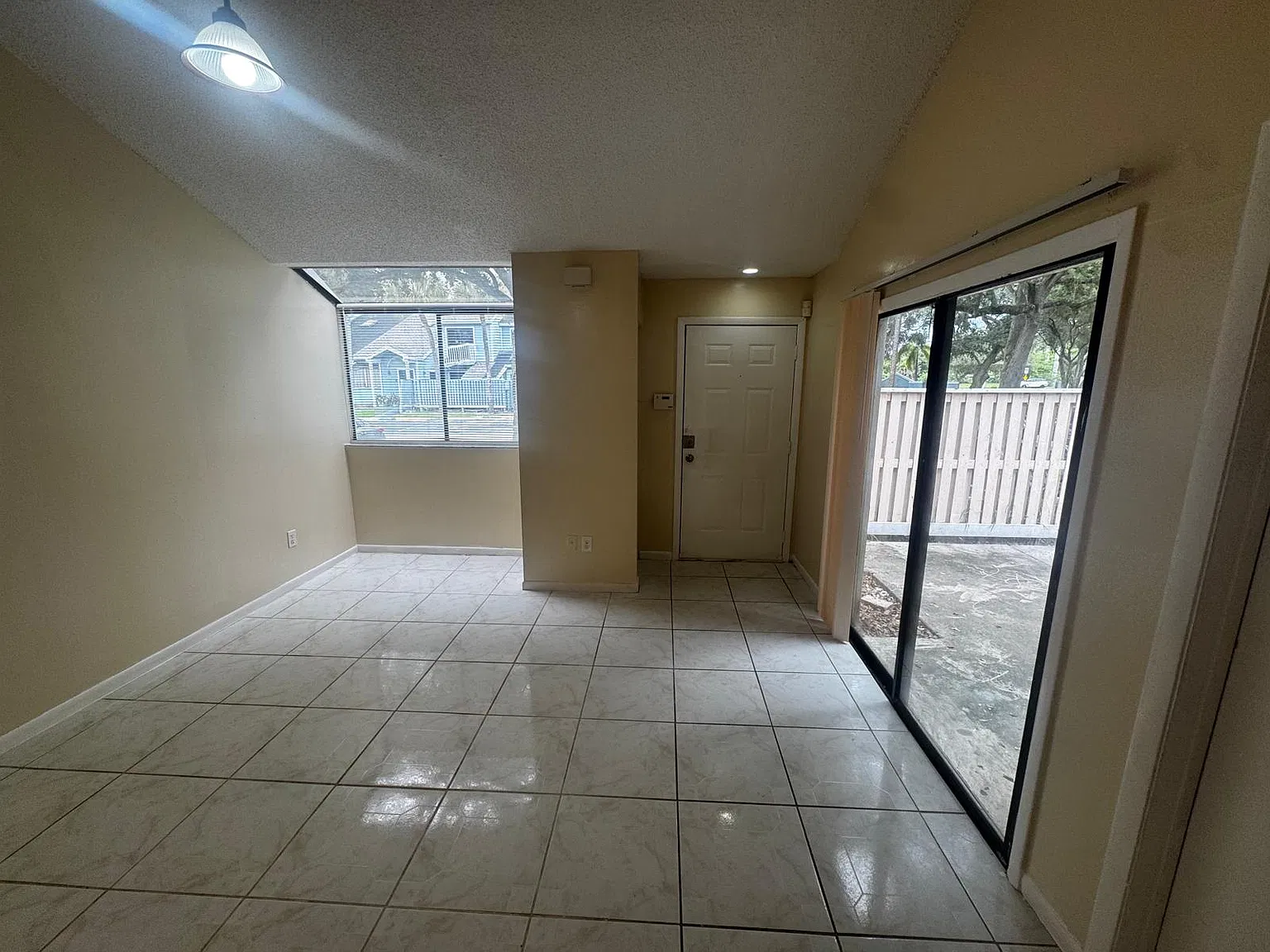 1801 Adventure Pl — Photo 3