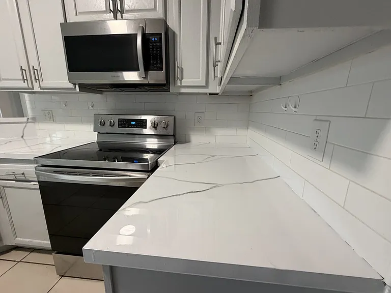 424 Rolling Rock Ct — Photo 17