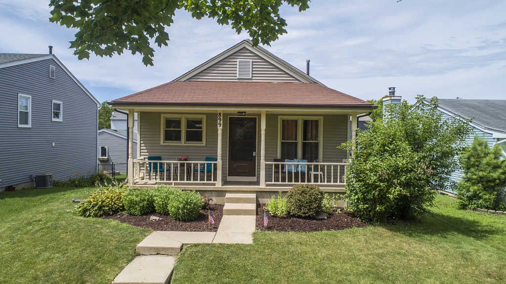 899 Britta Ln, Geneva, IL 60134 Zillow