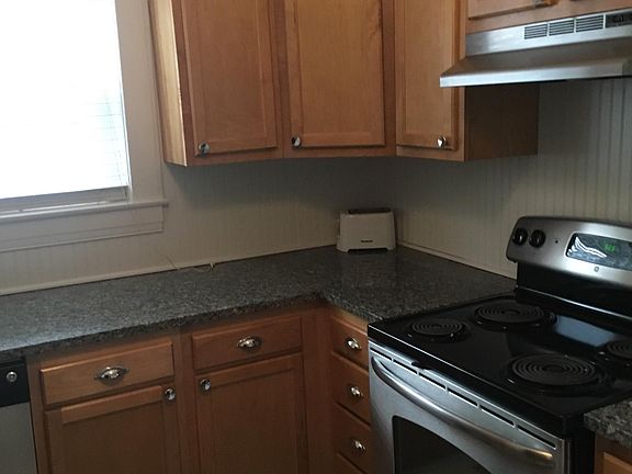 2nd image of 1861 Douglass Blvd