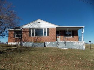 3755 Alum Springs Rd, Danville, KY 40422