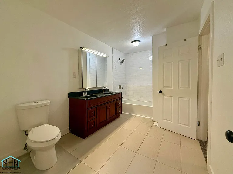 100 Bluet Ln — Photo 15