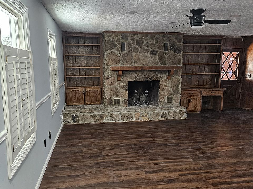 1st image of 135 Longview Rd