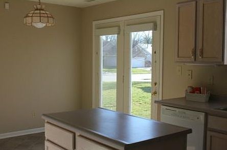 5th image of 7352 Brackenwood Dr
