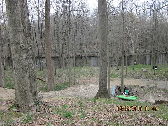 3rd image of Paw Paw Avenue