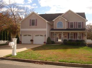 137 Yeoman Rd, Manahawkin, NJ 08050