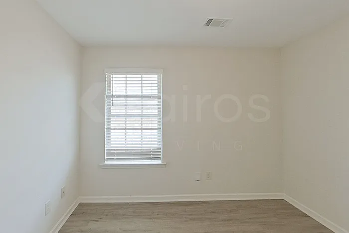 1016 Dawsons Mill Blvd — Photo 15