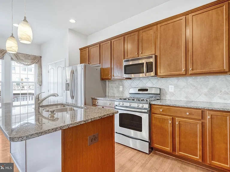 22653 Vienna Green Ter — Photo 18