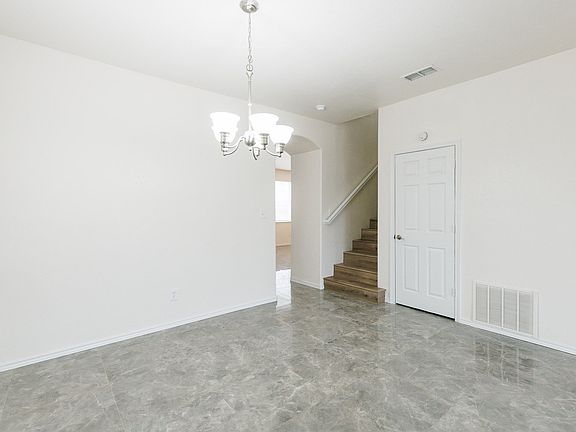 5th image of 8702 10th Pl